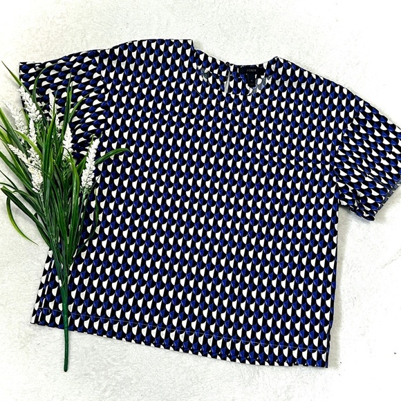 J. Crew Geometric Boxy Cropped Short Sleeve Blouse - Size 4 - Picture 1 of 9